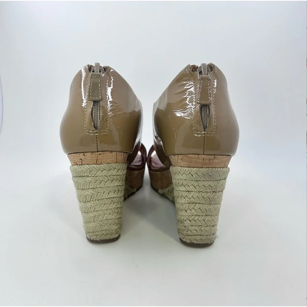 Cole Haan Air Donella 8.5B Tan Patent Leather Open Toe Wedge Booties Y2K Casual